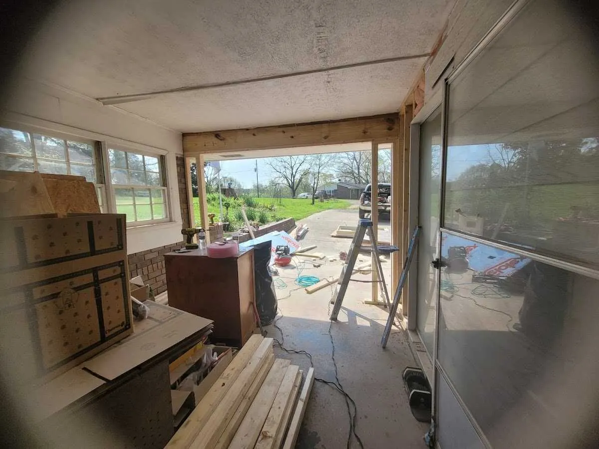 Air movers and dehumidifier for Water Mitigation Services in Shreveport